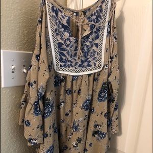 Cute flowy dress